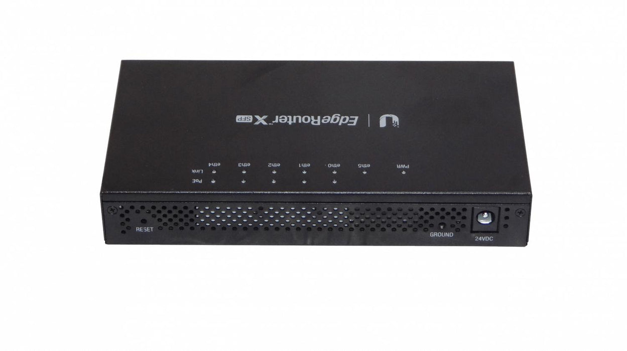 Router Ubiquiti con 1 puerto SFP y capacidad PoE Clickbox